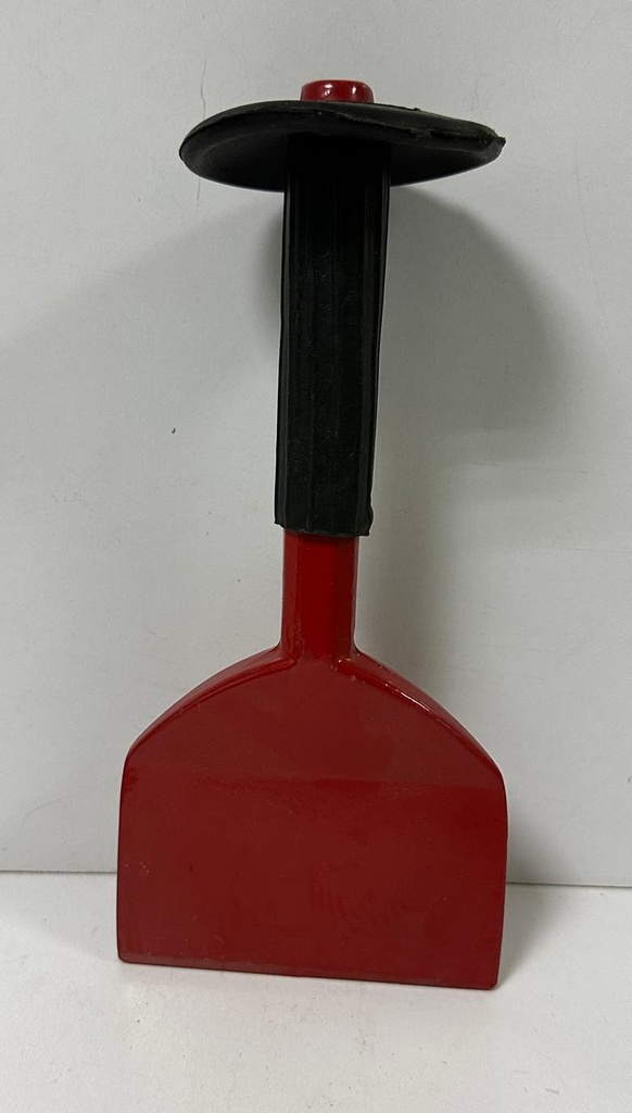  ST CONCRETE CHISEL FLAT RED 4"X8" BLACK RUBBER GRIP -INDIA 