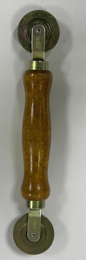 [ بكرة سلك تايوانى ]  WINDOW RUBBER BEADING WHEEL END WOOD HANDLE - TAIWAN 